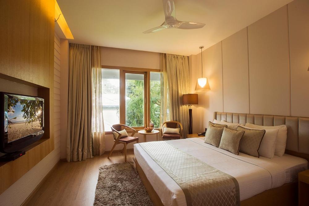 Room image 3