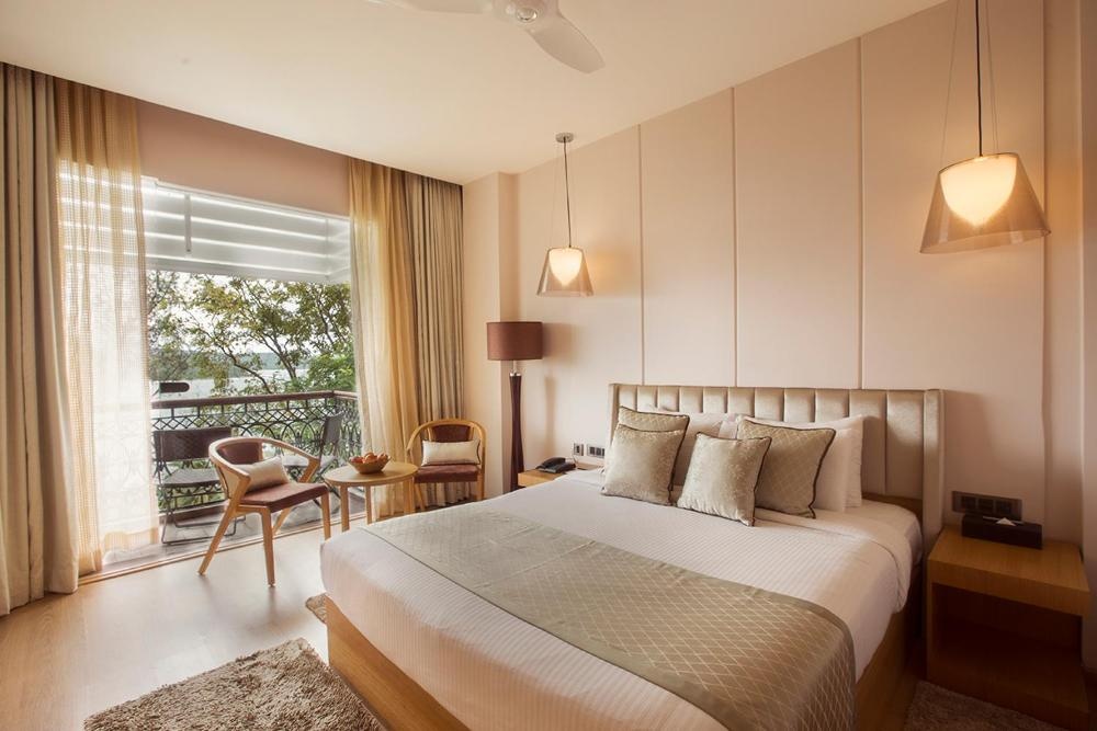 Room image 2